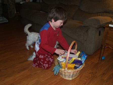 EasterBasketLukeLola